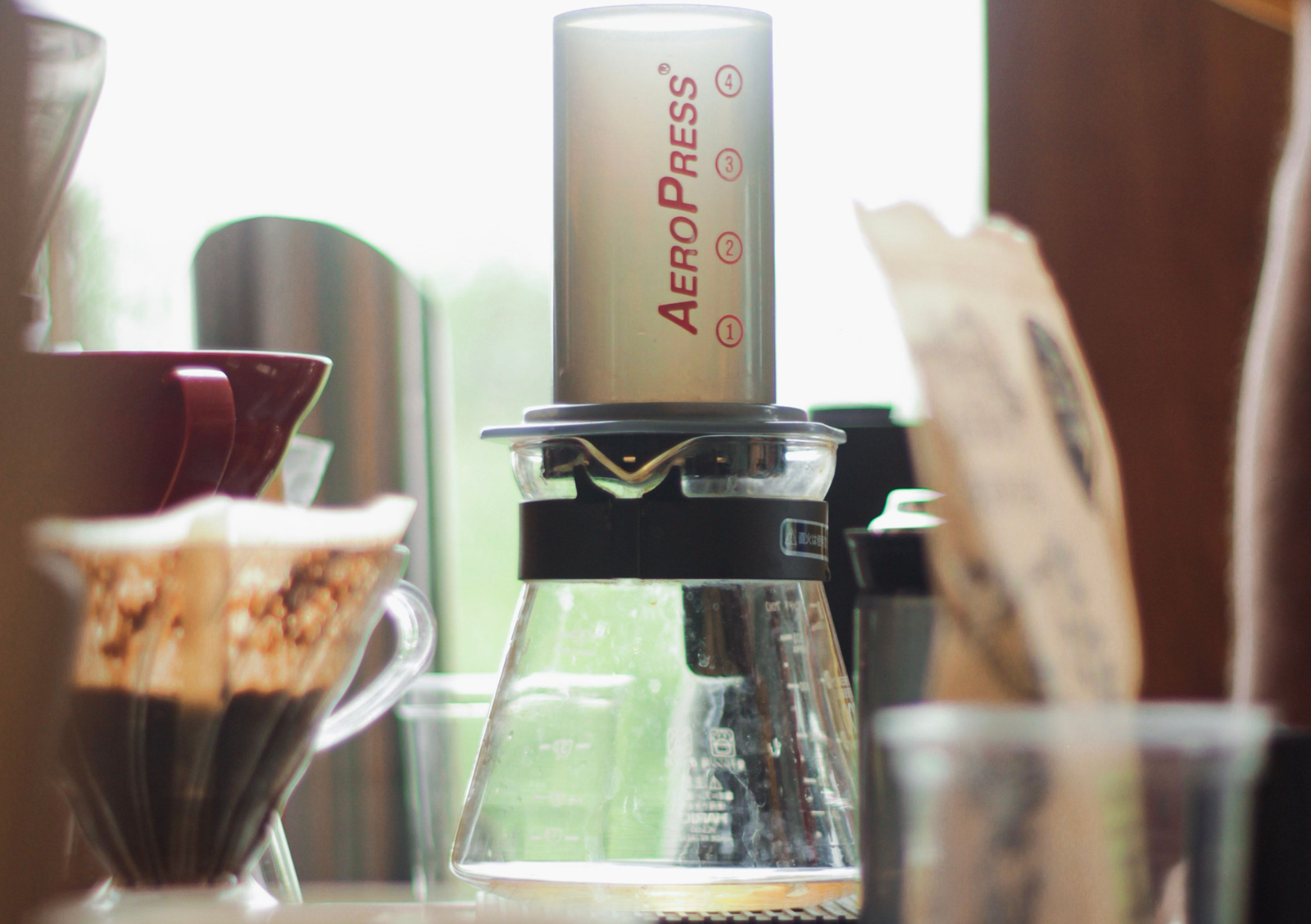 Kavos ruošimo receptai namuose: V60, Aeropress ir Espresso santykiai, temperatūra ir malimas